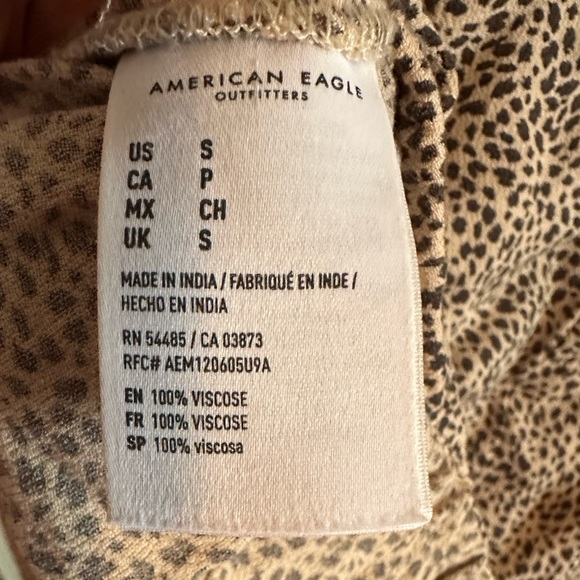 American Eagle Top - Picture 4 of 4